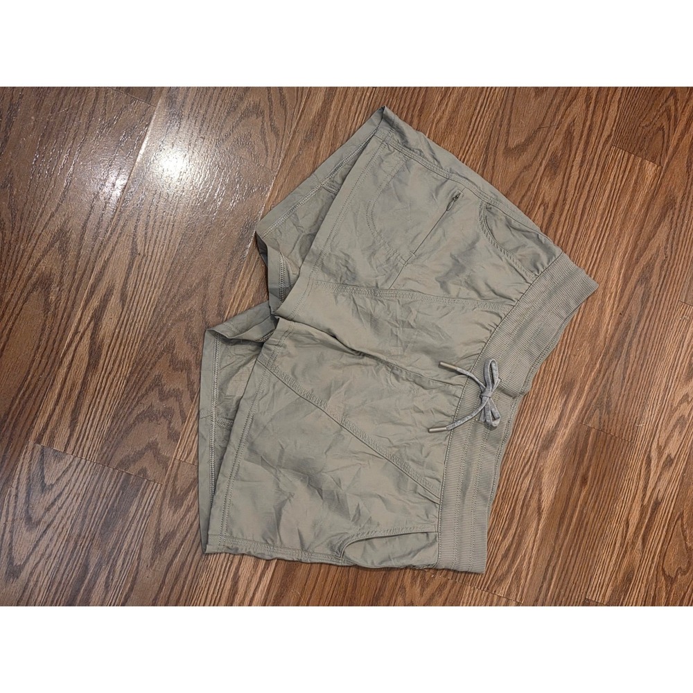 The North Face Womens Aphrodite 2.0 Shorts Khaki Tan Hiking Large L/G 4 Inch